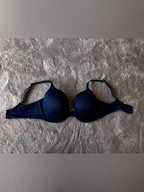 Victoria's Secret Body by Victoria Bra, 36DD